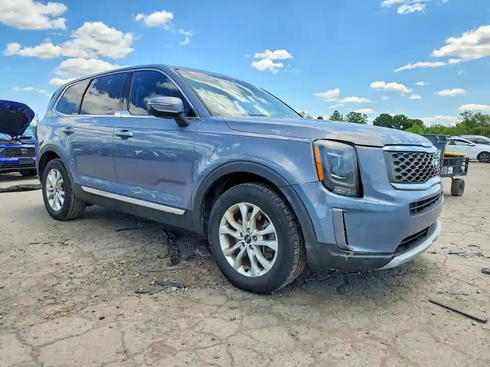 5XYP24HC2LG031635 2020 KIA TELLURIDE-3