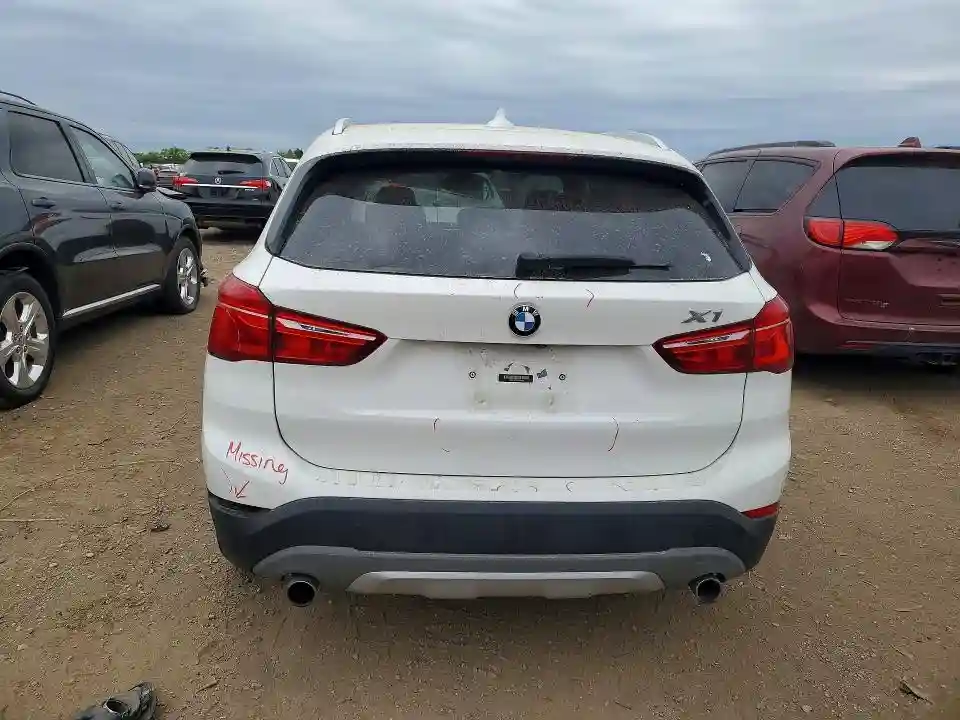 WBXHT3C34J5F89484 2018 BMW X1-5
