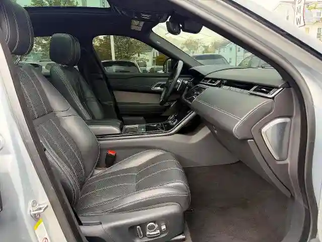 SALYM2RV0JA706519 2018 LAND ROVER RANGEROVER-4