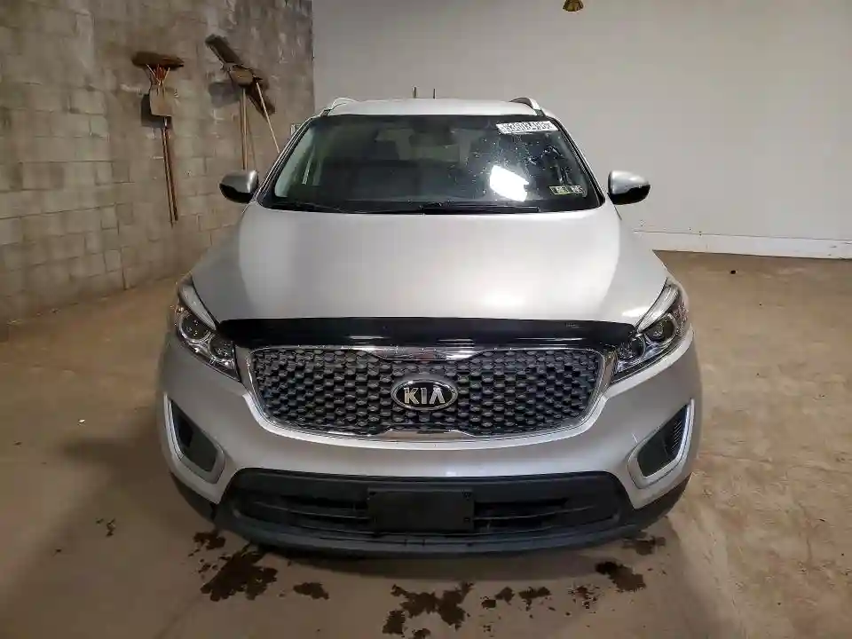 5XYPG4A51JG406411 2018 KIA SORENTO-4