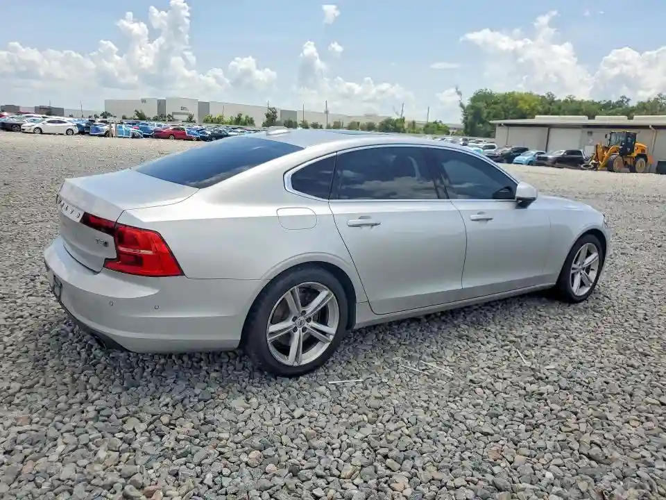 LVY982MK6JP016406 2018 VOLVO S90-2