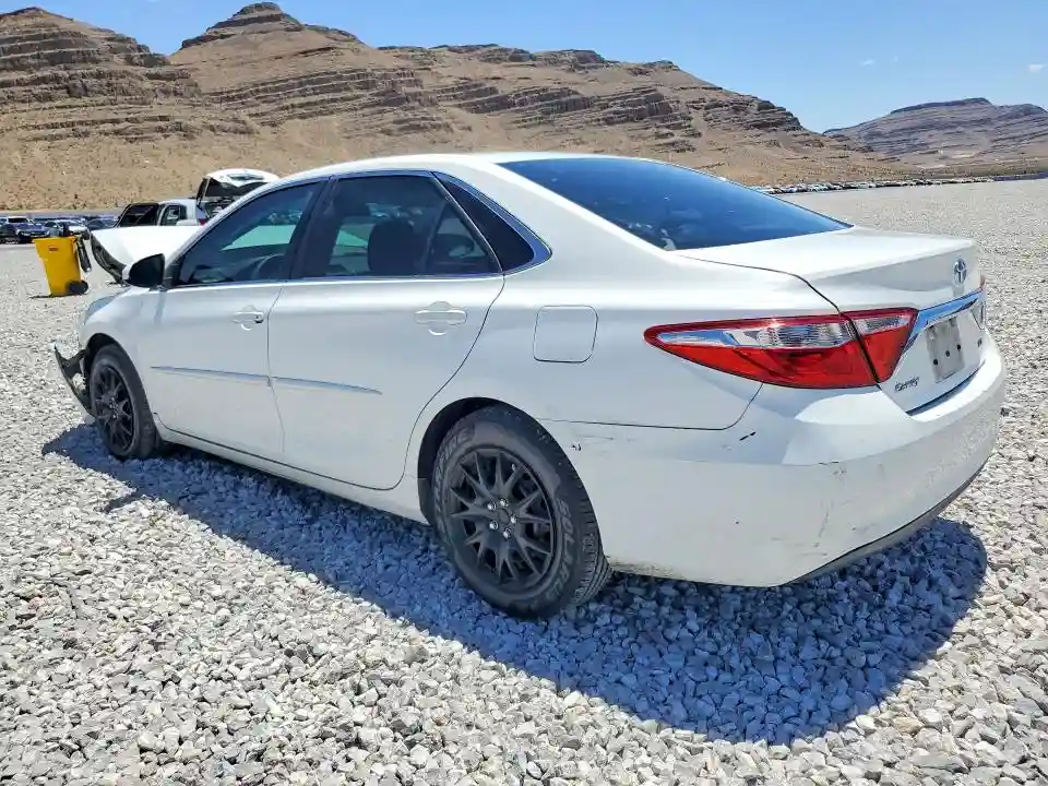 4T4BF1FK3GR561299 2016 TOYOTA CAMRY-1