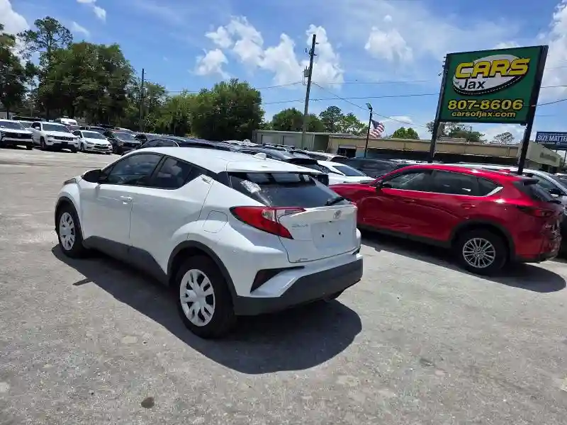 NMTKHMBXXMR130551 2021 TOYOTA C-HR-2