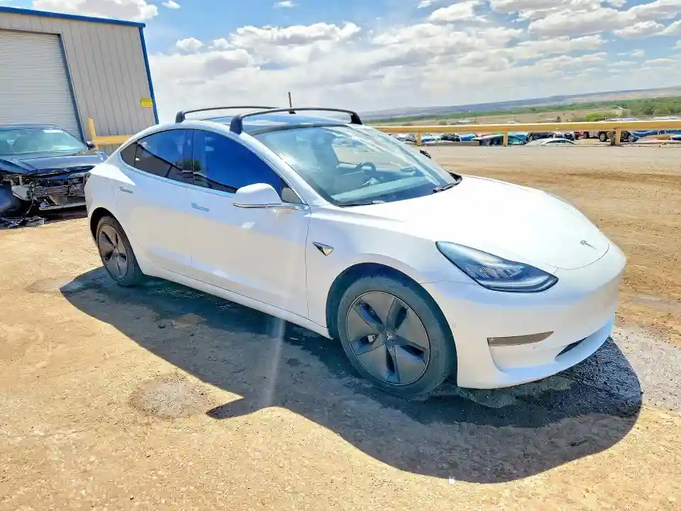 5YJ3E1EB5JF085340 2018 TESLA MODEL 3-3