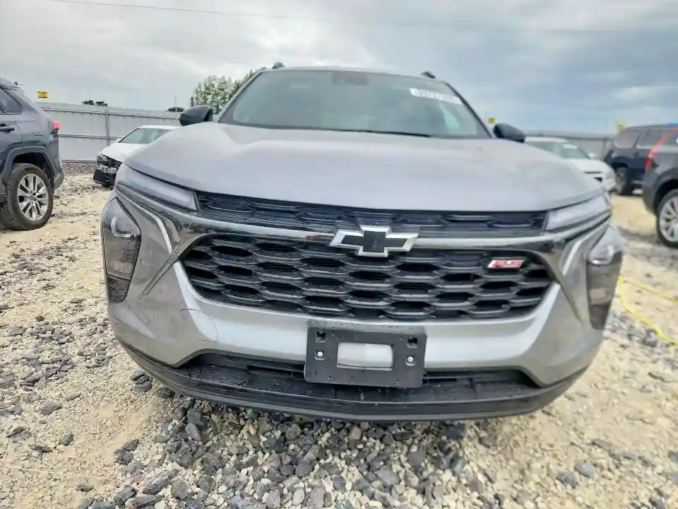 KL77LJEP9SC015368 2025 CHEVROLET TRAX-4