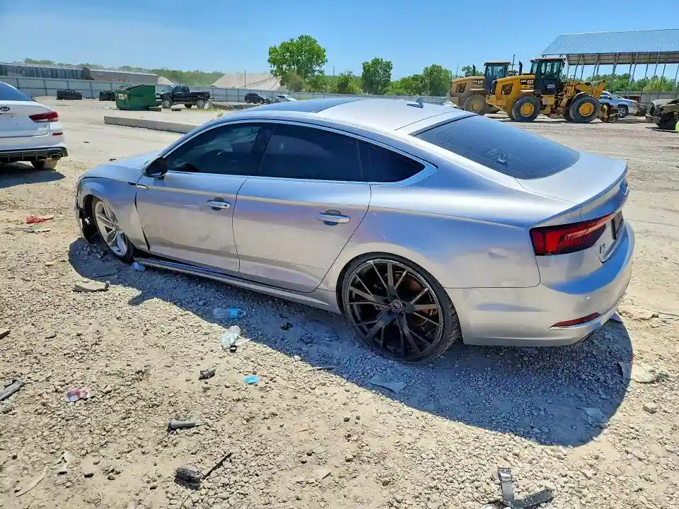 WAUANCF56KA054472 2019 AUDI A5-1