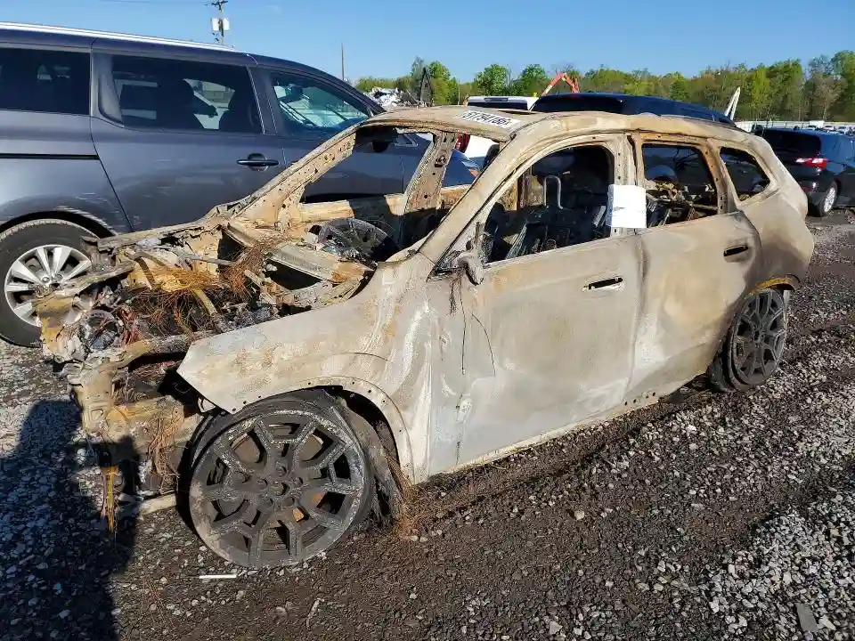 WBX73EF08S5250816 2025 BMW X1-0
