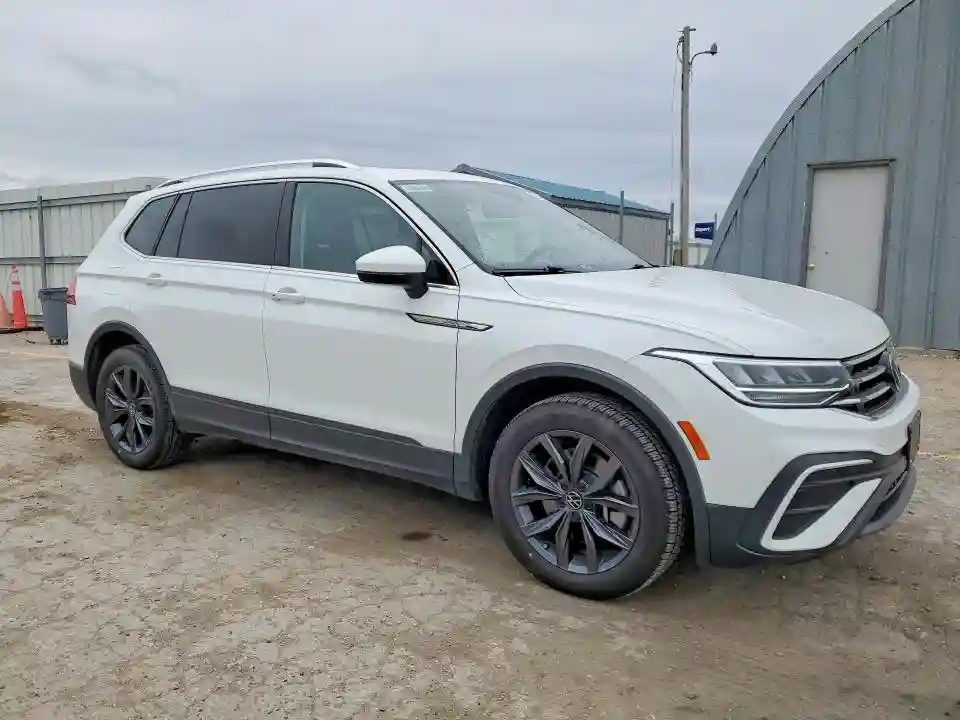 3VVMB7AX9RM009453 2024 VOLKSWAGEN TIGUAN-3