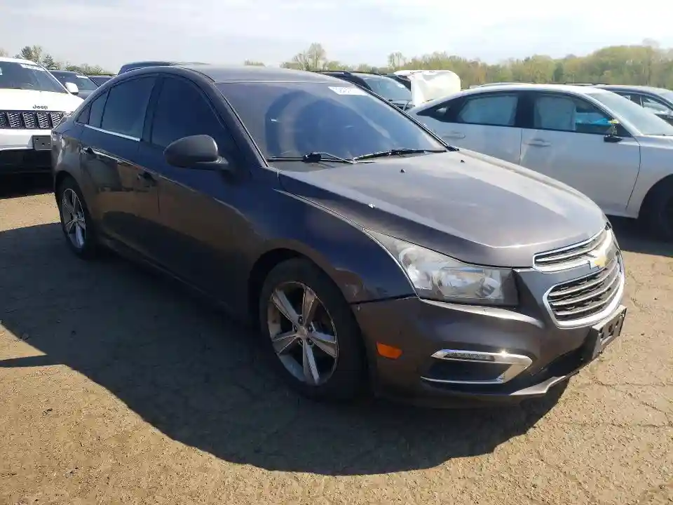 1G1PE5SBXF7142702 2015 CHEVROLET CRUZE-3