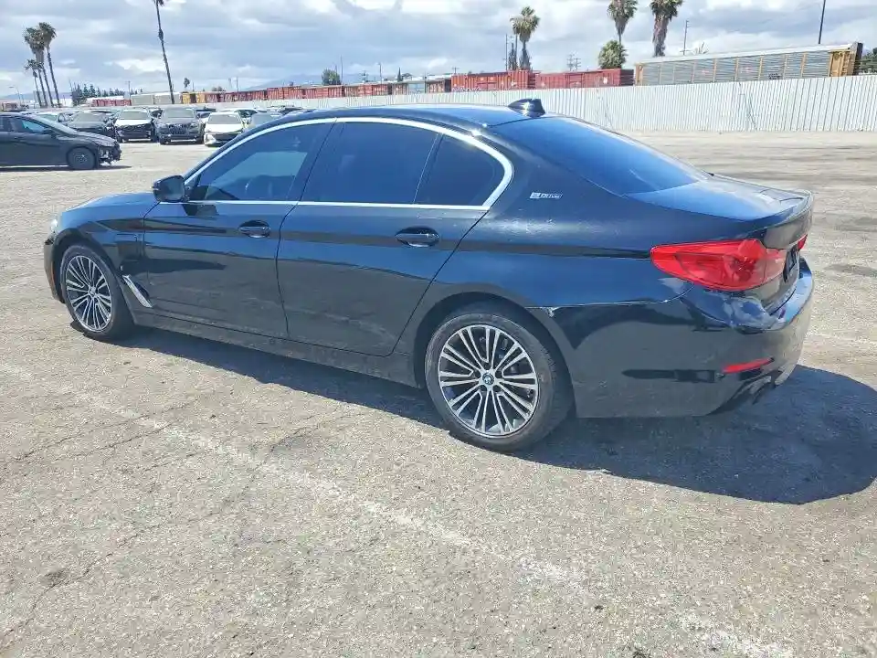 WBAJA9C56KB389521 2019 BMW 5 SERIES-1