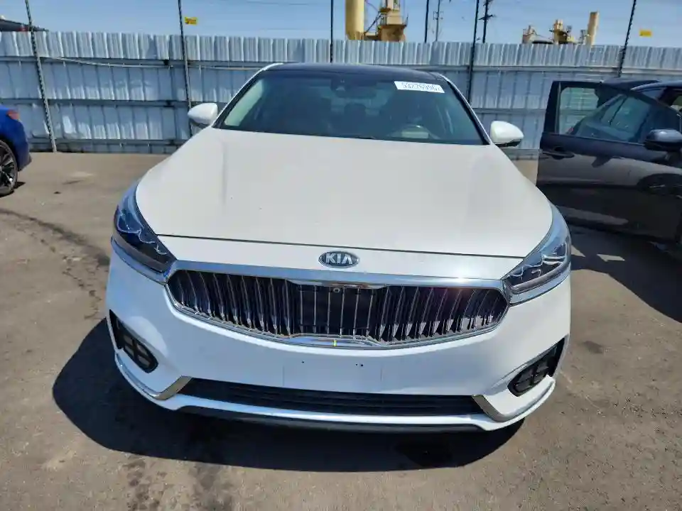 KNALC4J10H5093407 2017 KIA CADENZA-4