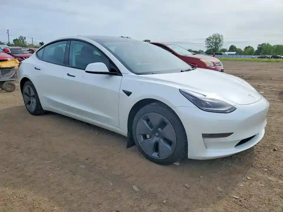 5YJ3E1EA2PF575377 2023 TESLA MODEL 3-3