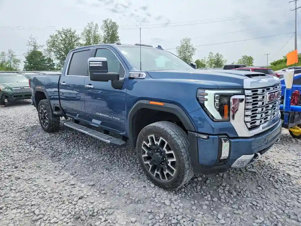 1GT19RE75RF358743 2024 GMC SIERRA-3