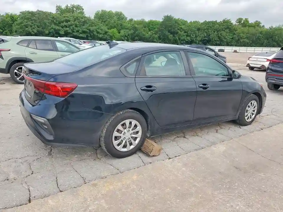 3KPF24AD1KE057007 2019 KIA FORTE-2