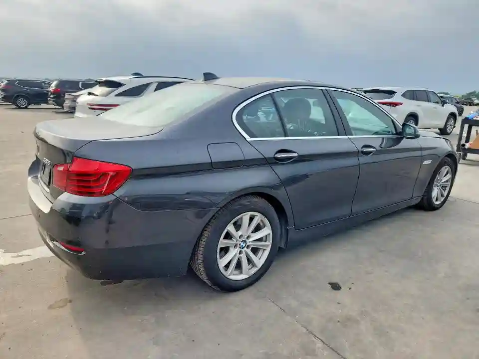 WBA5A5C55GD526437 2016 BMW 5 SERIES-2
