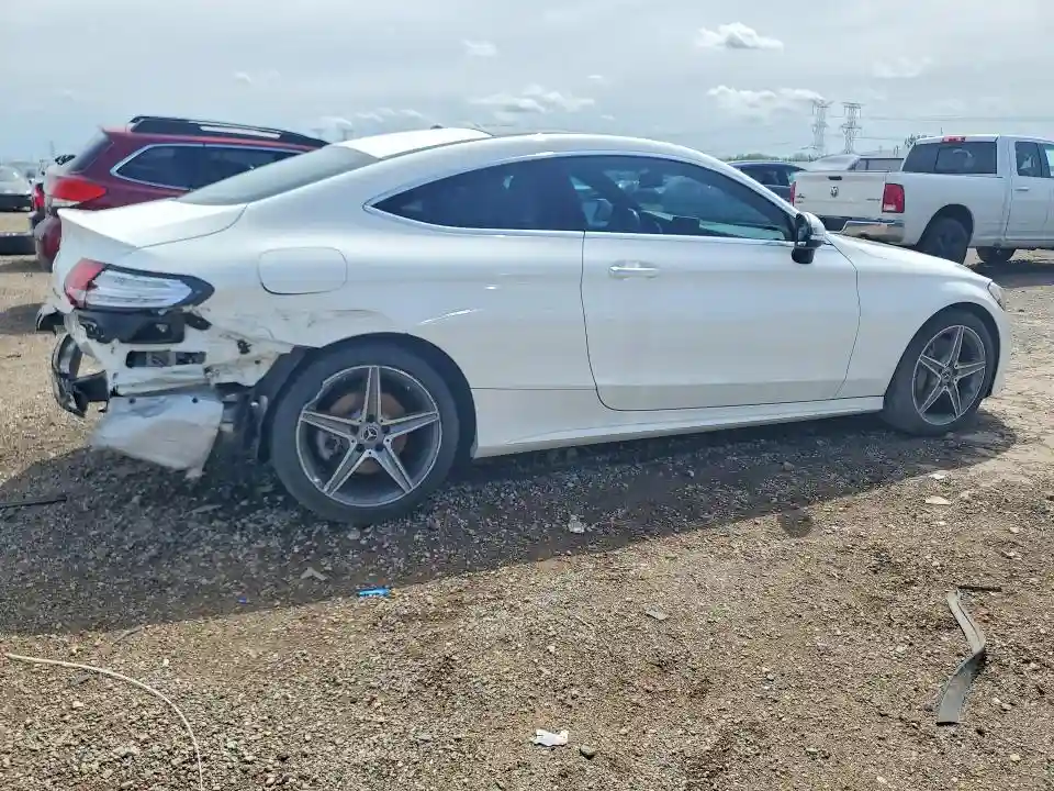 WDDWJ4KB2HF525525 2017 MERCEDES-BENZ C-CLASS-2