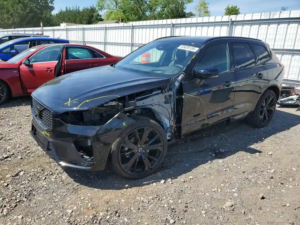 YV4M12RDXS1038023 2025 VOLVO XC60-0