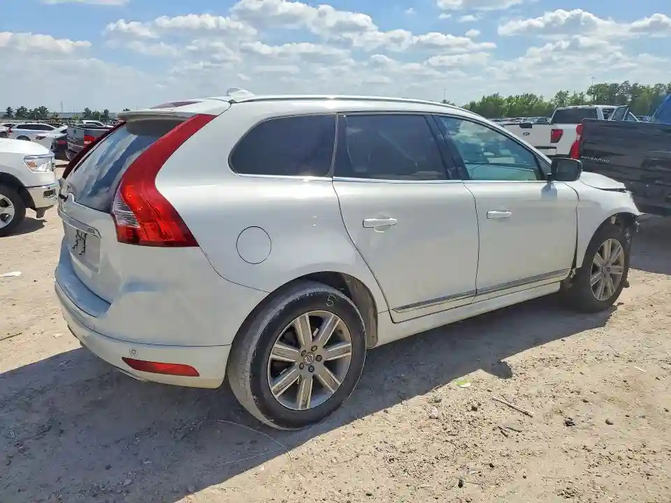 YV440MRU0H2000821 2017 VOLVO XC60-2