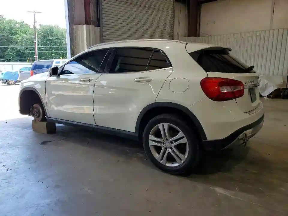 WDCTG4GB4FJ129167 2015 MERCEDES-BENZ GLA-CLASS-1