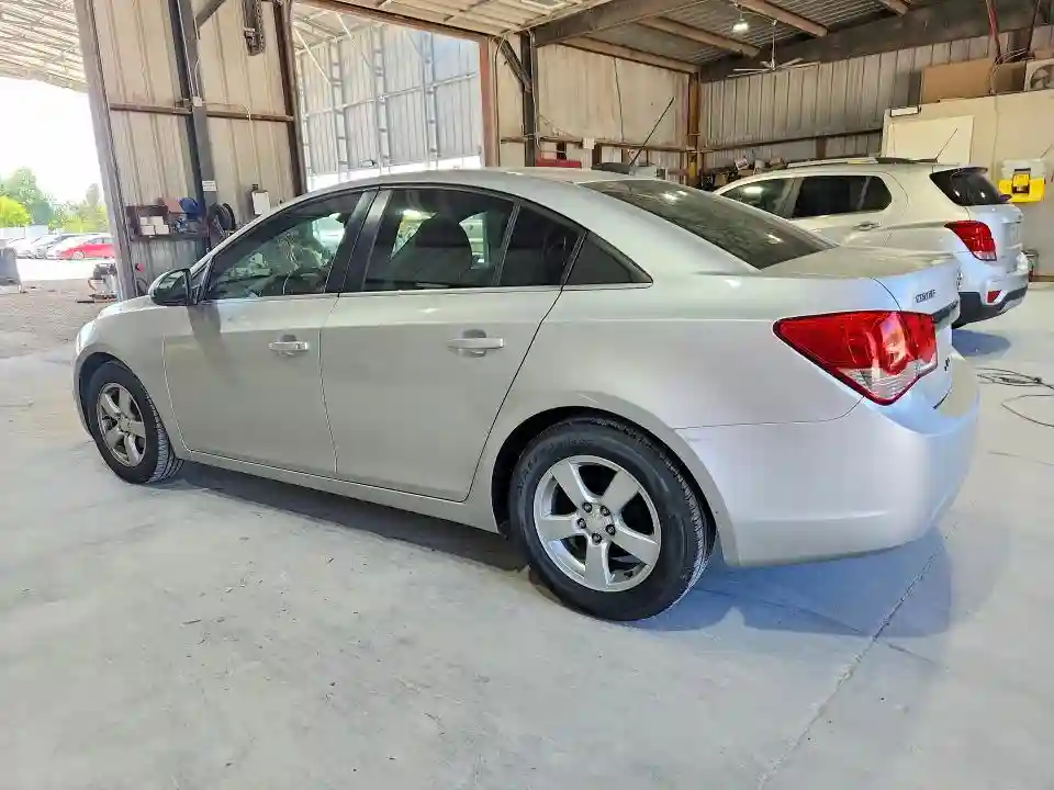 1G1PE5SB4G7228752 2016 CHEVROLET CRUZE-1