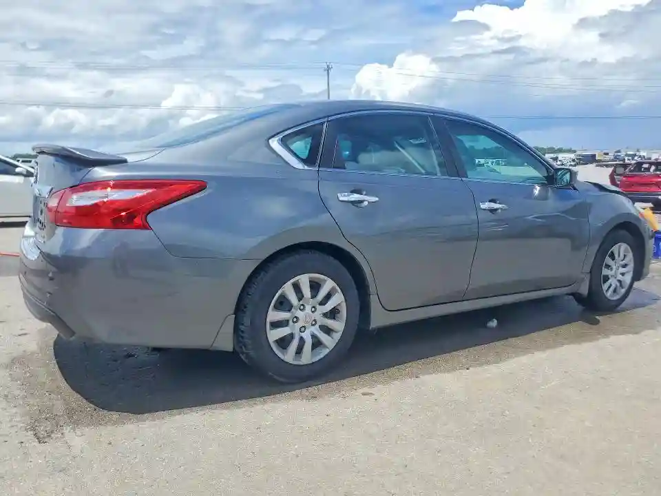1N4AL3AP8HC260820 2017 NISSAN ALTIMA-2
