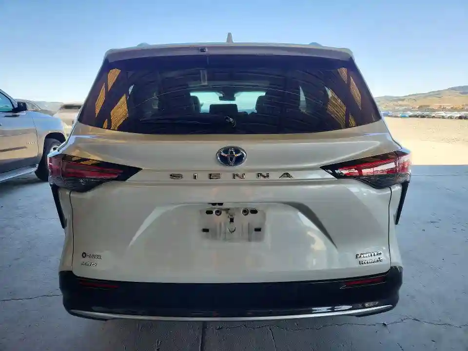 5TDZSKFC5RS150842 2024 TOYOTA SIENNA-5