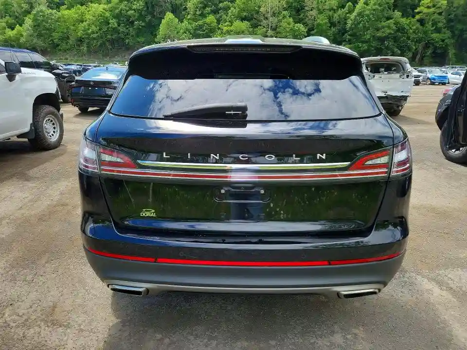 2LMPJ8J9XPBL21589 2023 LINCOLN NAUTILUS-5