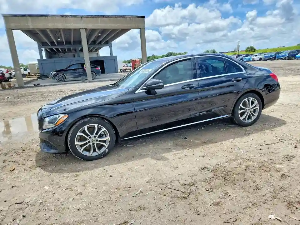 55SWF4JB5JU246804 2018 MERCEDES-BENZ C-CLASS-0
