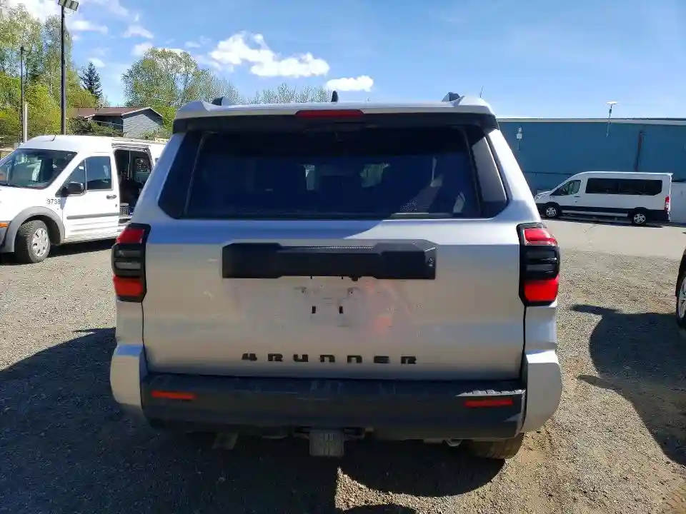 JTEVA5BR3S5009790 2025 TOYOTA 4RUNNER-5