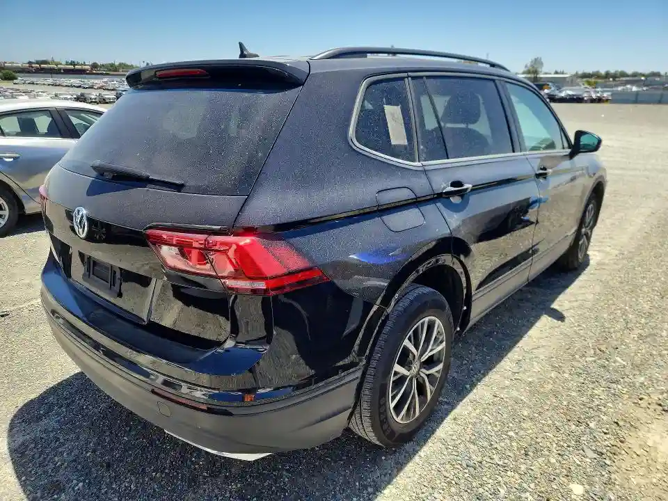 3VV1B7AX5MM042820 2021 VOLKSWAGEN TIGUAN-2