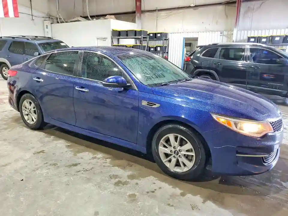 5XXGT4L35JG188856 2018 KIA OPTIMA-3