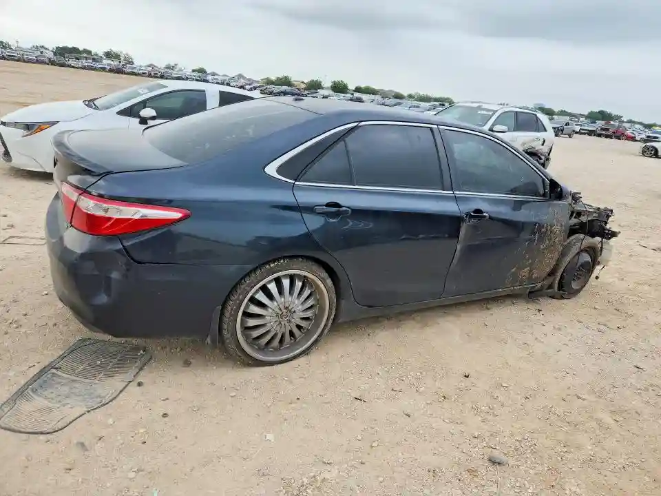 4T1BF1FK2HU633170 2017 TOYOTA CAMRY-2