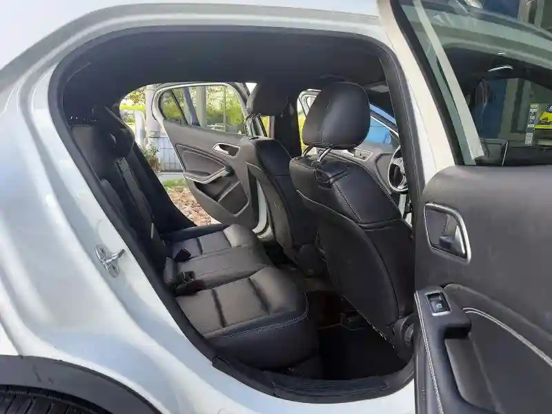 WDCTG4EBXGJ256753 2016 MERCEDES-BENZ GLA-CLASS-5