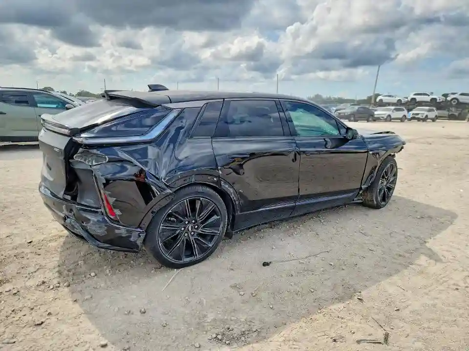 1GYKPWRK6RZ117404 2024 CADILLAC ALL OTHER-2