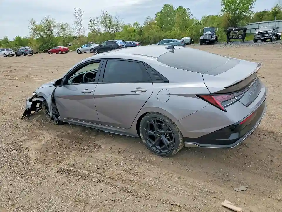 KMHLR4DF8SU061659 2025 HYUNDAI ELANTRA-1