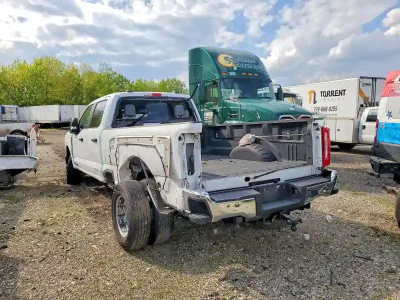 1FT8W3DTXPED75608 2023 FORD F350-2
