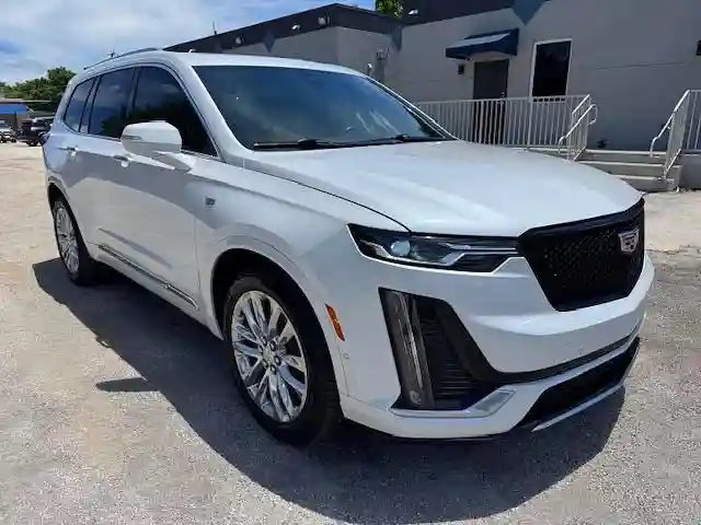 1GYKPCRS4MZ181724 2021 CADILLAC XT6-3