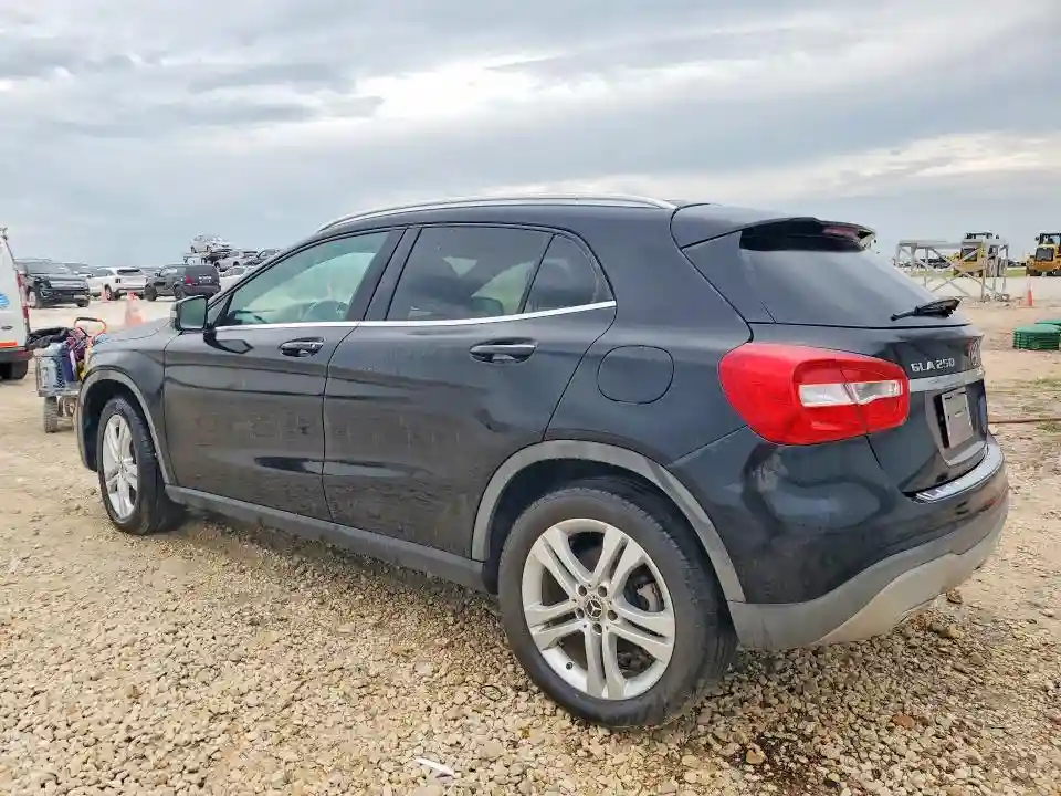 WDCTG4EB8JJ429080 2018 MERCEDES-BENZ GLA-CLASS-1