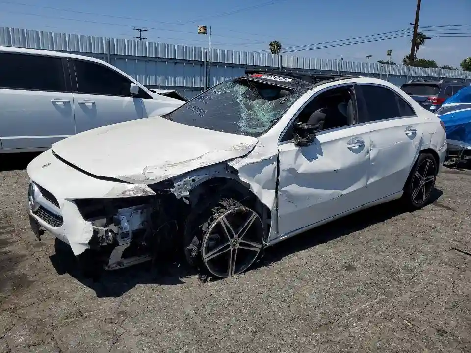 W1K3G4EB4NJ325882 2022 MERCEDES-BENZ A-CLASS-0