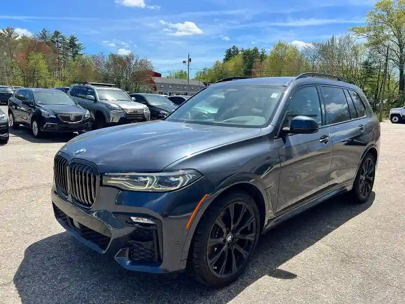 5UXCX6C00N9J47458 2022 BMW X7-1