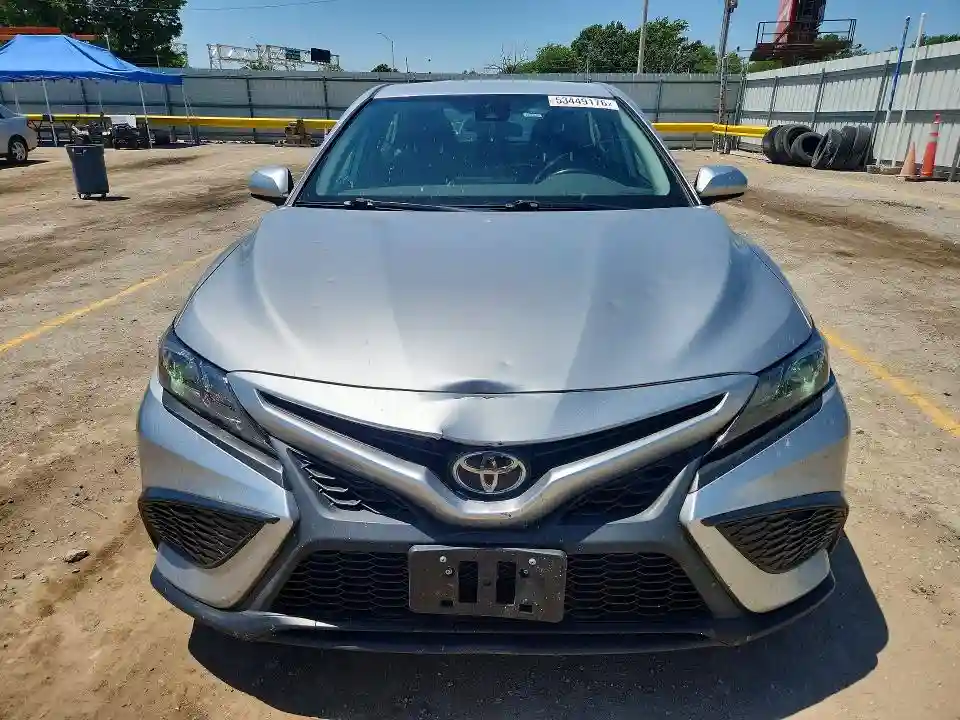 4T1G11AK4MU584057 2021 TOYOTA CAMRY-4
