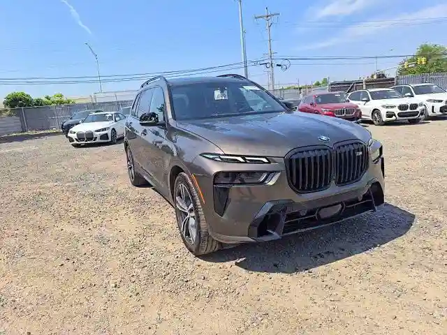 5UX33EM04P9R91655 2023 BMW X7 M60I-2