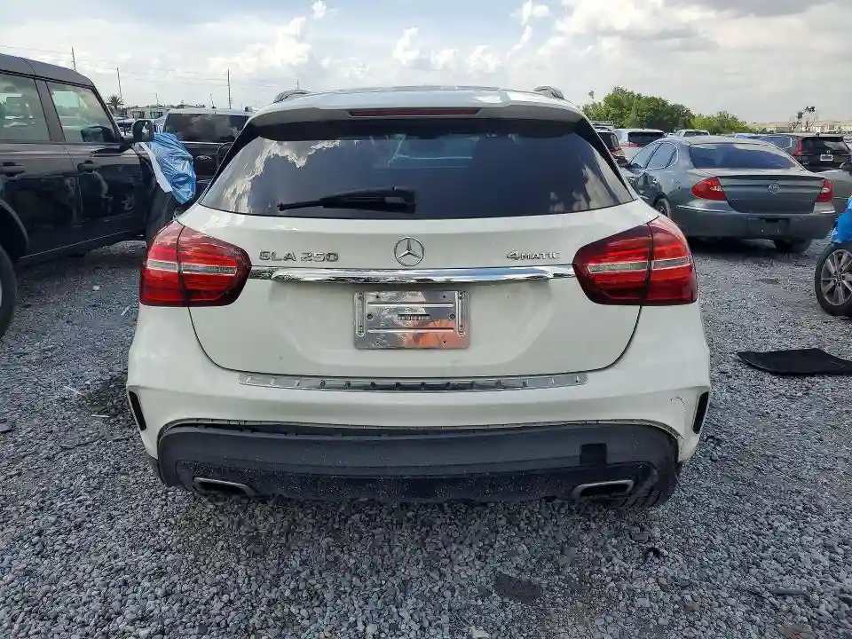 WDCTG4GB9JJ382655 2018 MERCEDES-BENZ GLA-CLASS-5