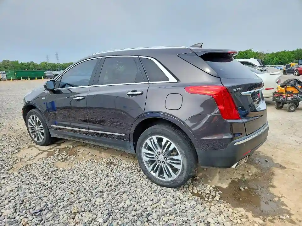 1GYKNCRS6HZ184863 2017 CADILLAC XT5-1