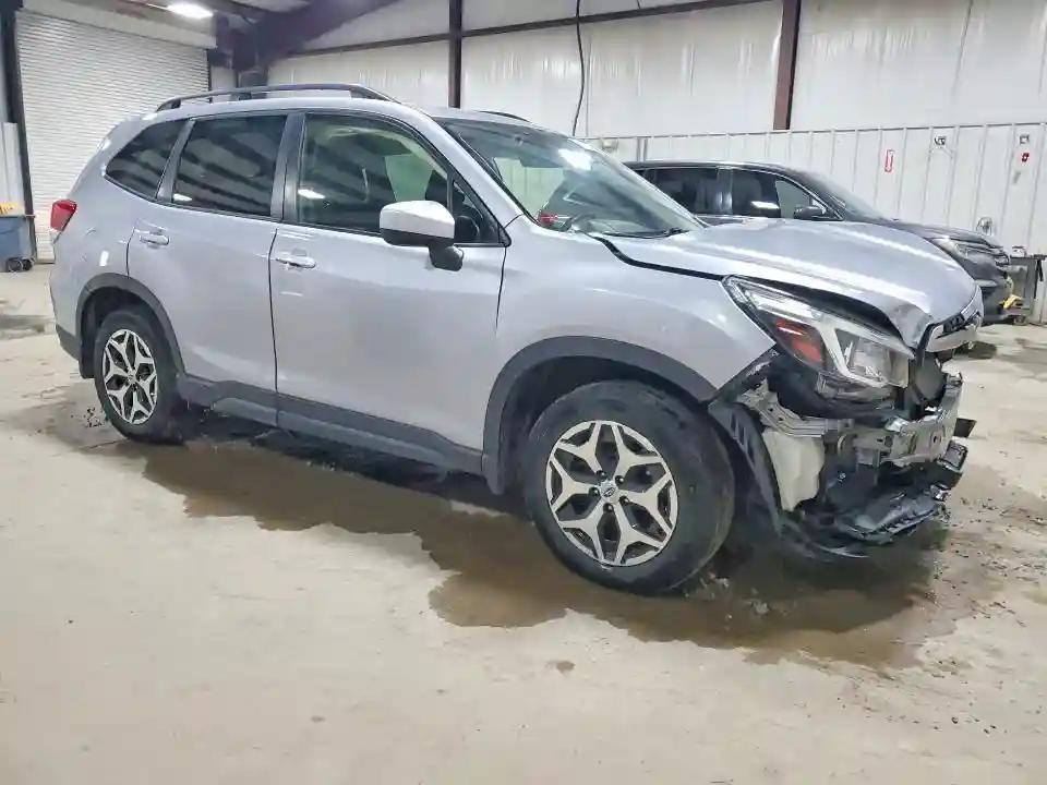 JF2SKAJC7LH478084 2020 SUBARU FORESTER-3