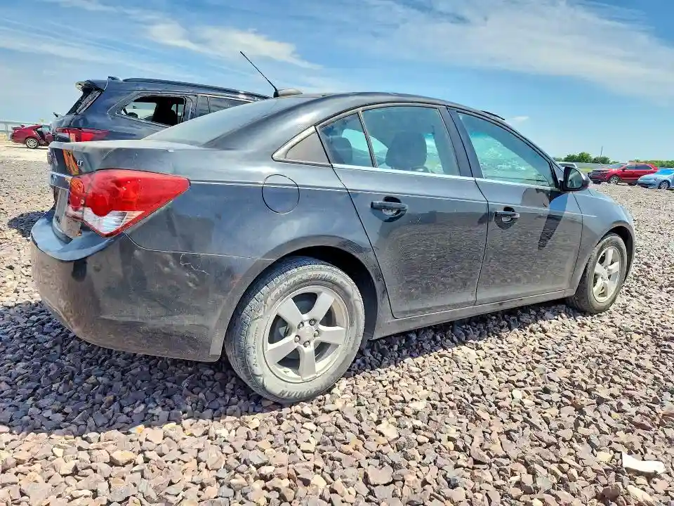 1G1PE5SB5G7184566 2016 CHEVROLET CRUZE-2
