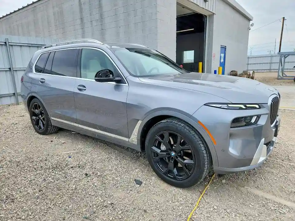 5UX23EM01S9Z89639 2025 BMW X7-3