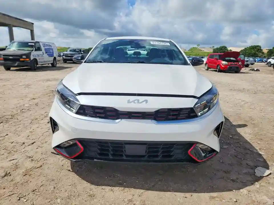 3KPF54AD5RE745108 2024 KIA FORTE-4