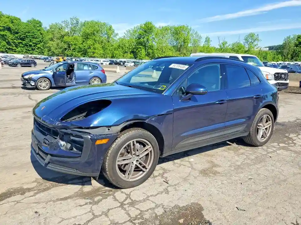 WP1AA2A53NLB01545 2022 PORSCHE MACAN-0