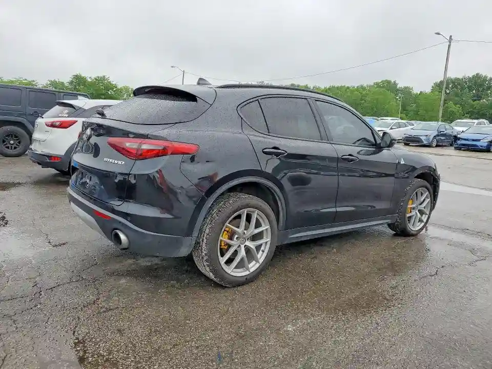 ZASFAKNN6J7B99370 2018 ALFA ROMEO STELVIO-2